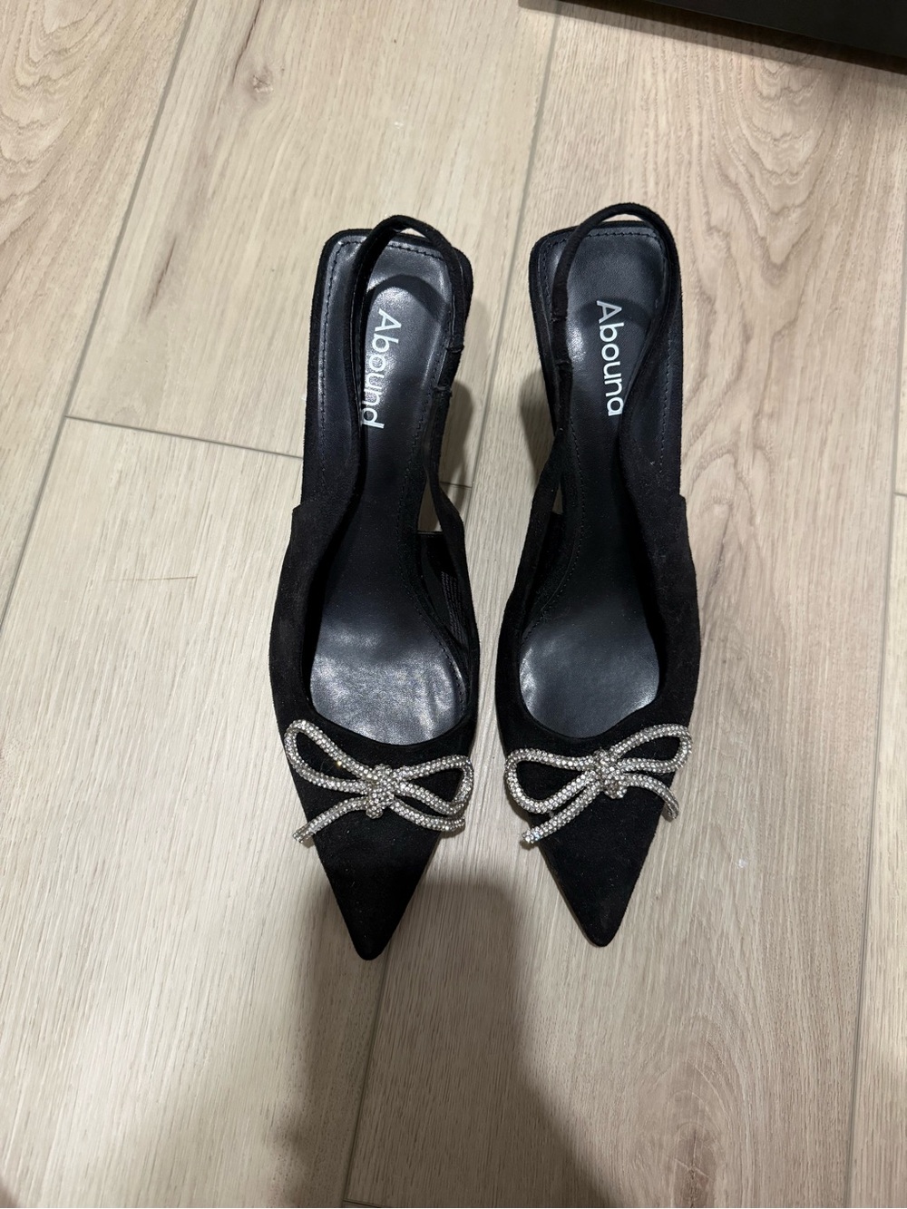 Abound Black Pointed Slingback Heels with Crystal Bow Accent - Picture 2 of 4
